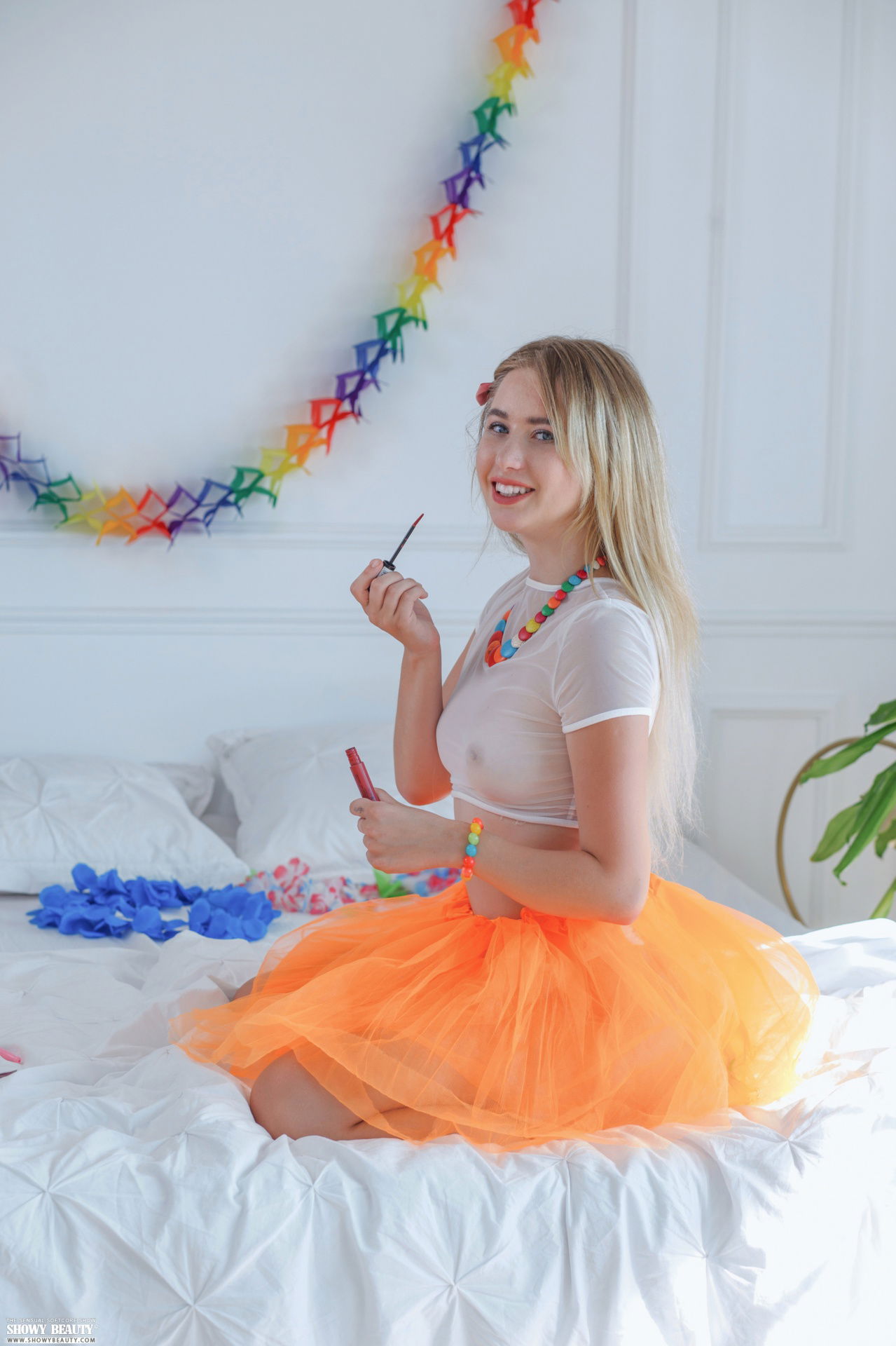 Dema-Tutu-On-A-Soft-Bed-04.jpg