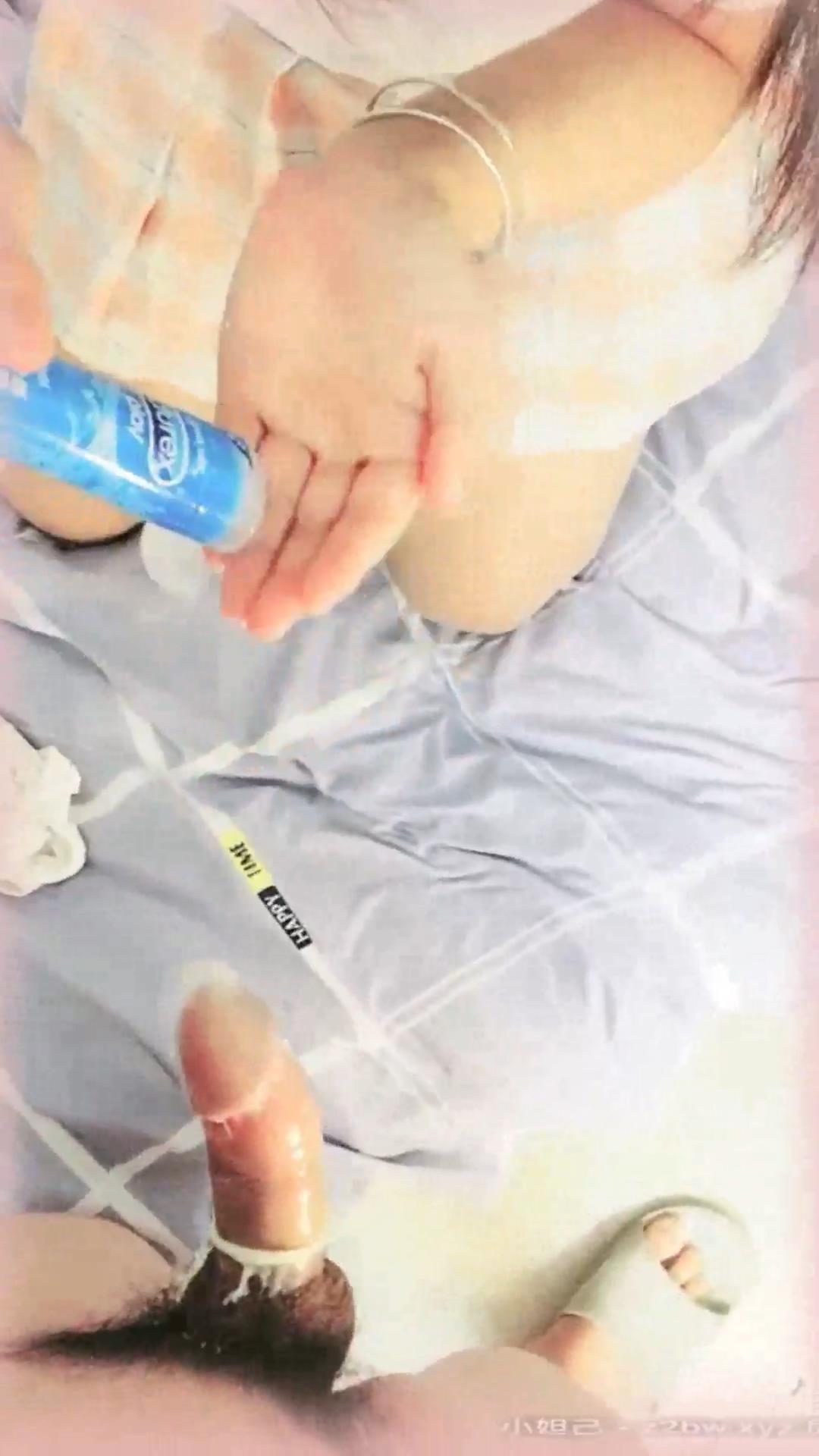 359青春熟女，一线馒头小穴，直播与男友[00_07_12][20240414-194842].jpg