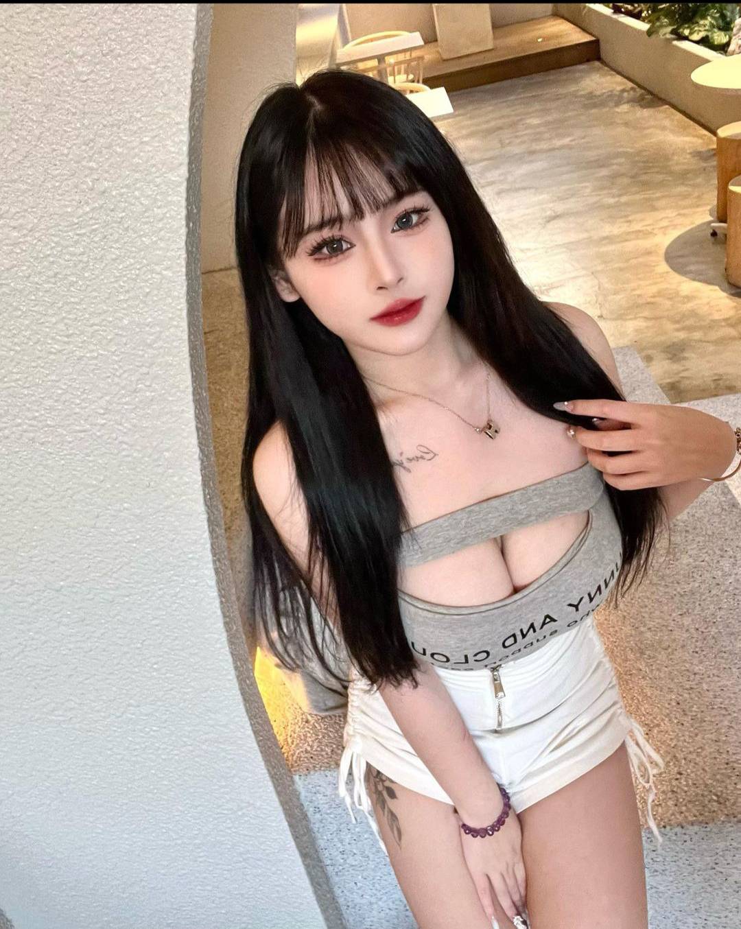 82893_0.jpg