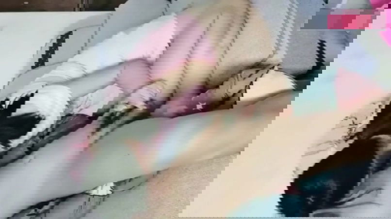 080 国产真实母子乱伦气质熟女妈妈和儿子居家干炮.mp4_20240826_003321.240.jpg