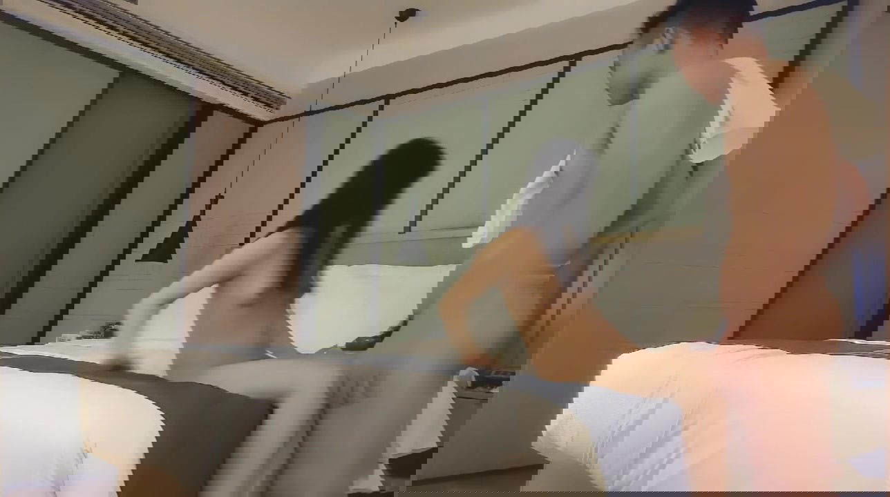 275人妻的韵味 只想舔完她身体的每一个部位.mp4.0006.jpg