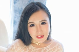 胸比臉大，臀更大