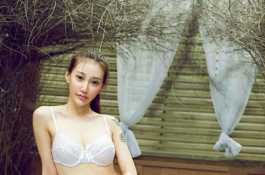 水的美少女