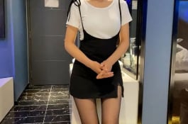 還不錯的黑襪妹子