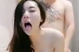 調皮又淫蕩的妹子...