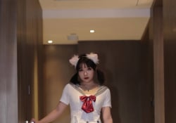 小女 露娜 絲襪直穿 內褲外穿