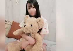 彼女の部屋で外で面接中に色んな場所で狭い膣に
