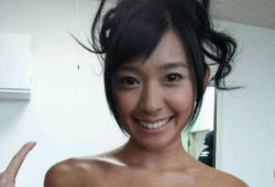 妹妹曬的有點黑