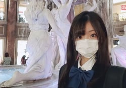 他人棒で白目剥いて絶頂する痩身の若妻