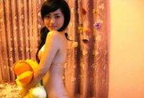 18歲妹妹Candy誘惑自拍相簿外流