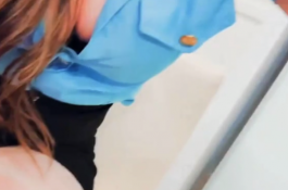 俏麗女職員