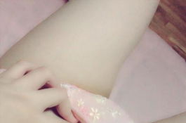 可愛清純巨乳美少女 大尺度自拍流出