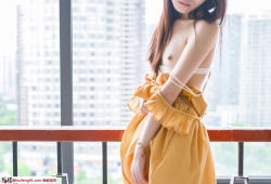 没穿内裤的美女【10P】
