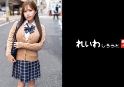 Hカップ制服女子_激ピスで無自覚誘惑デカ乳を揺らしなが...