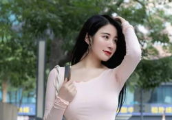 街拍女子