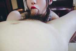 少女裸體寫真集