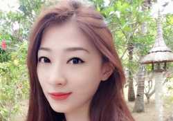 外表高冷床上骚女