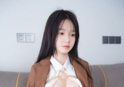 嫩屄小恩，保证让你立马鸡动，欲罢不能