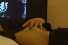 美女被约到套房不斷做爱
