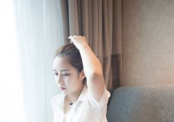 北京极品美模的大尺度露鲍写真回顾 - 喬依琳