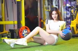擼鐵的女人真性感 美女等你一起健身