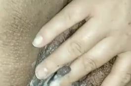 幹的好激烈..淫汁都起泡了
